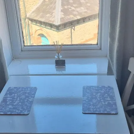 No5, The Lakes Apartament *